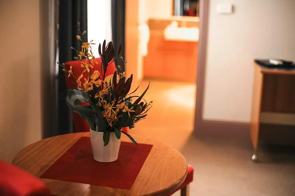 Central Hotel Hobart 3*,