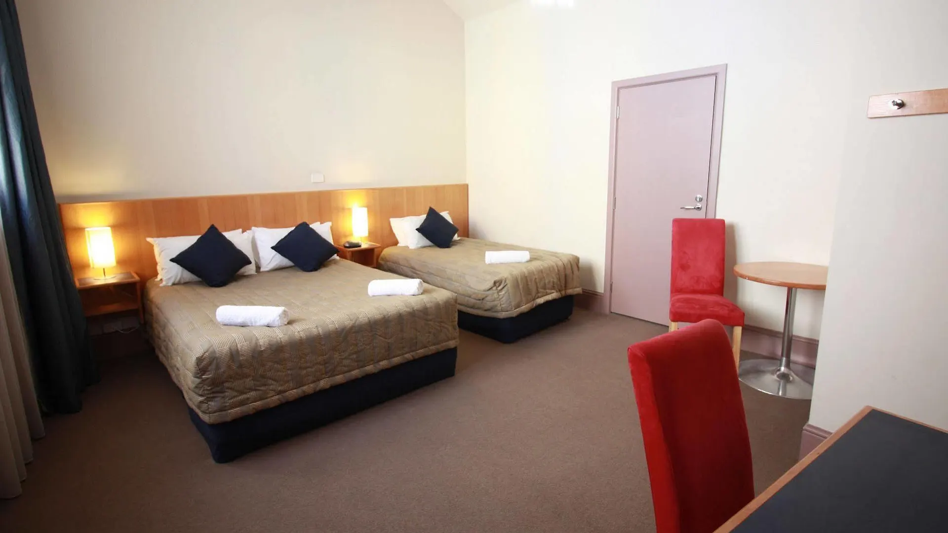 Central Hotel Hobart 3*,